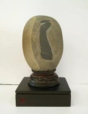 中國(guó)藝術(shù)品鑒定網(wǎng)